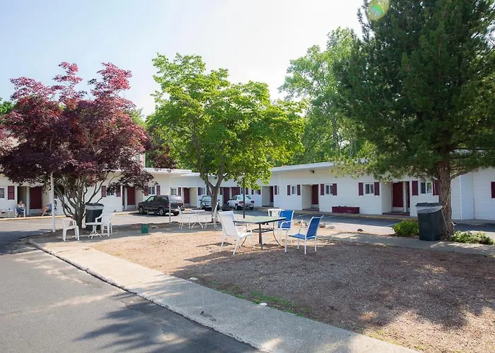 Bedford Motels