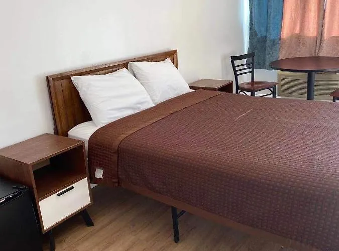 Ellenville Motels