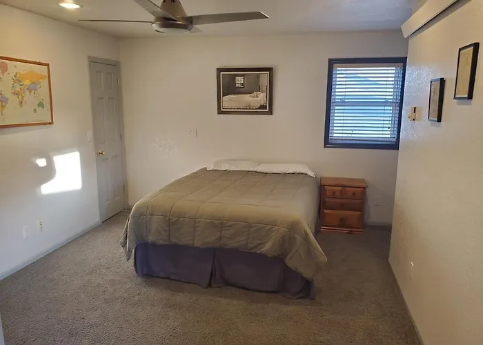 Lead Motels