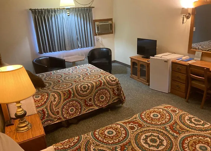 Clintonville Motels