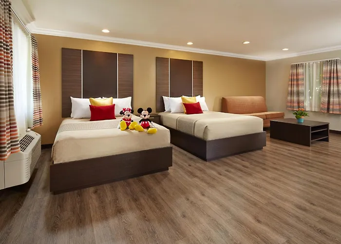 Topanga Motels