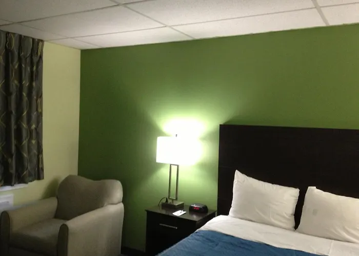 Lakewood Motels