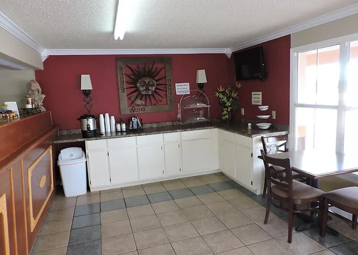 Leander Motels