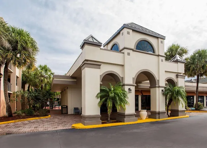 Deltona Motels