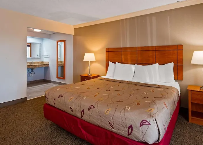 Monterey Motels
