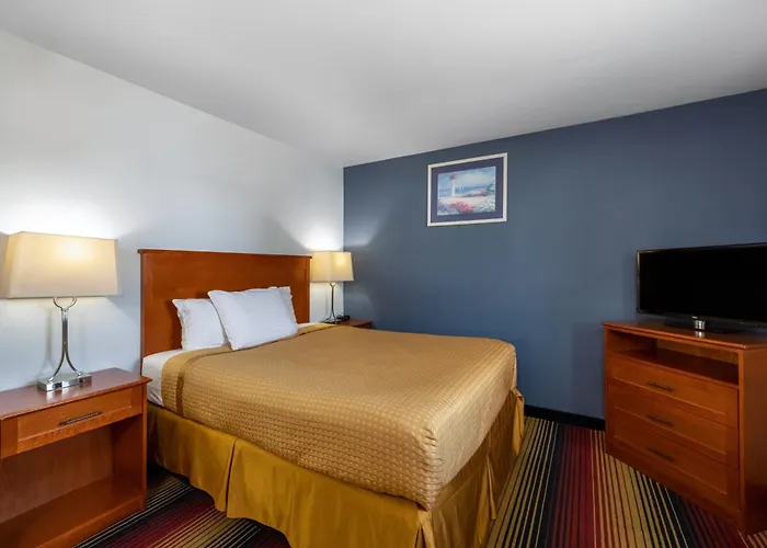 Spirit Lake Motels