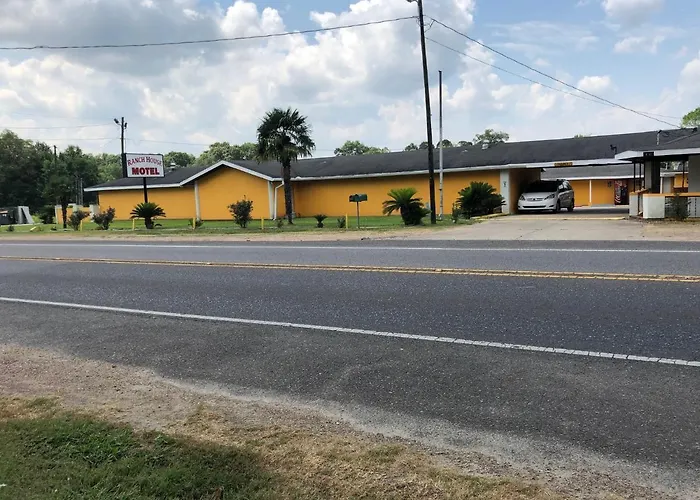 Marksville Motels