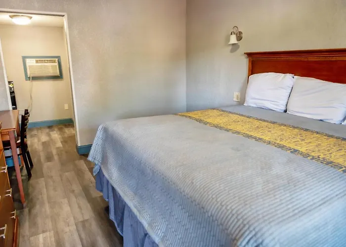 Hopewell Motels