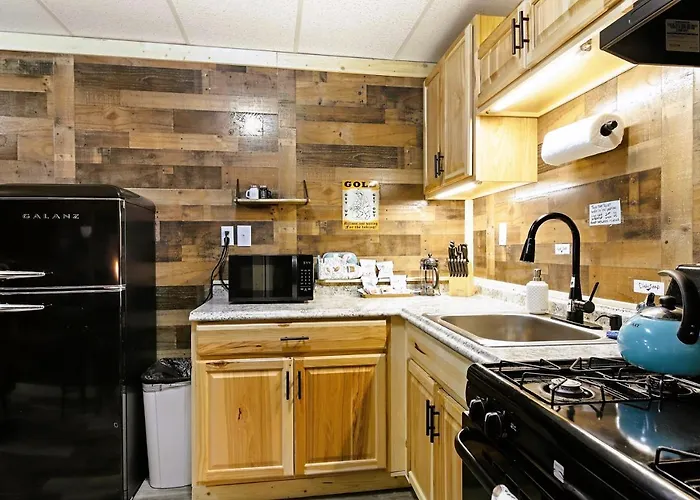 Copper Mountain Motels