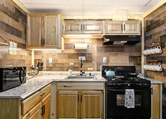 Breckenridge Motels