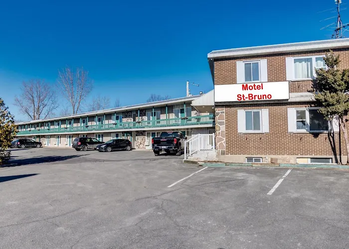 Saint-Bernard-de-Lacolle Motels