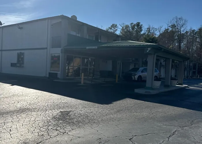 Milledgeville Motels