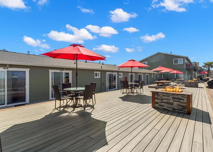 Shelter Cove Motels