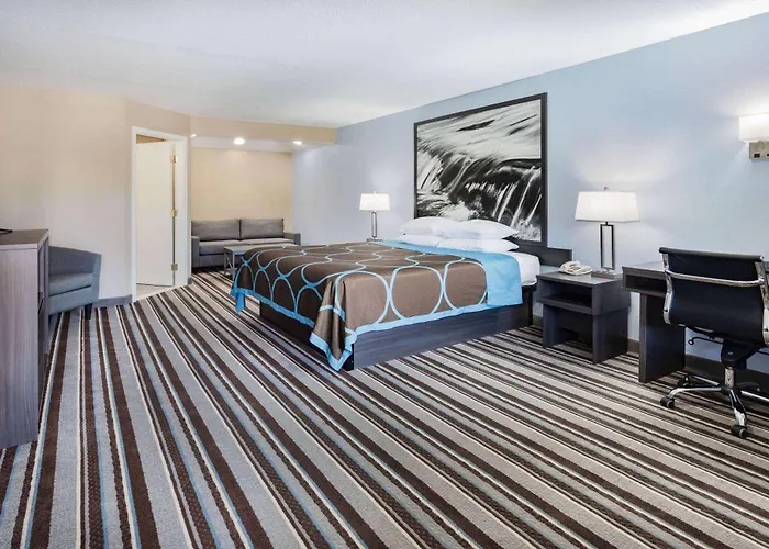 Algonac Motels