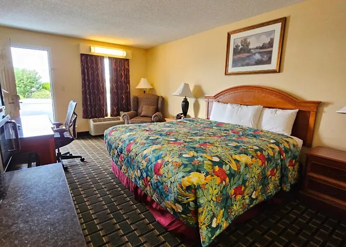 Hahira Motels