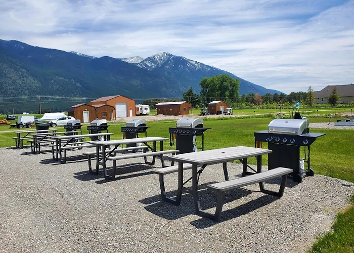 Columbia Falls Motels