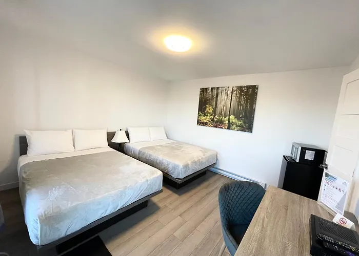 La Prairie Motels