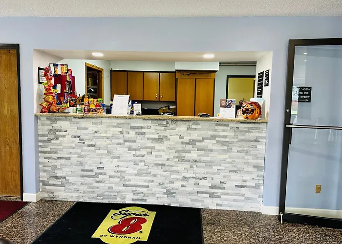 Clinton Township Motels