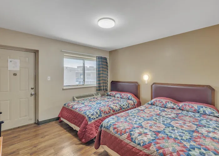 Detroit Motels
