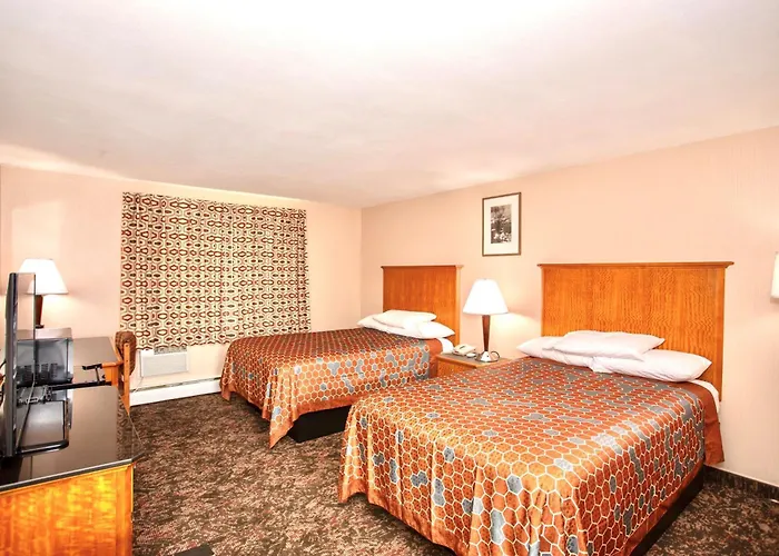 Hamilton Motels