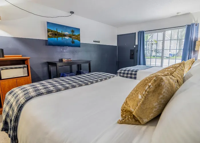 Etna Motels