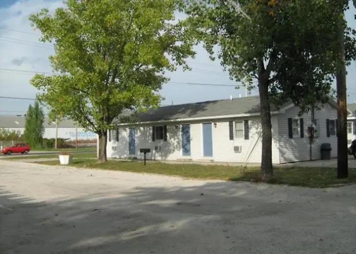 Put-in-Bay Motels
