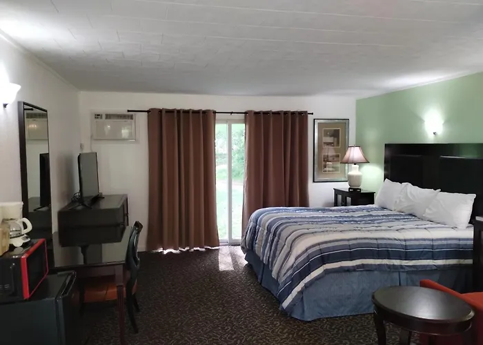 West Branch Motels