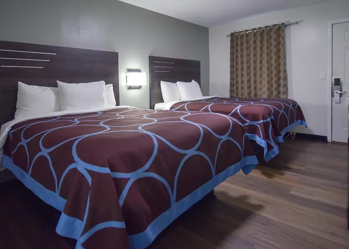 Lynchburg Motels