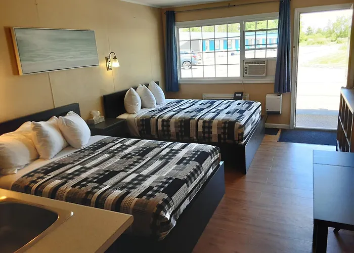 Truro Motels
