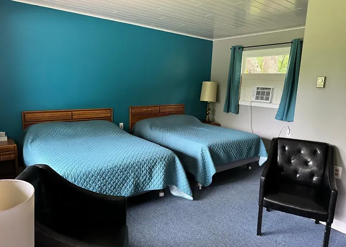 Clayton Motels