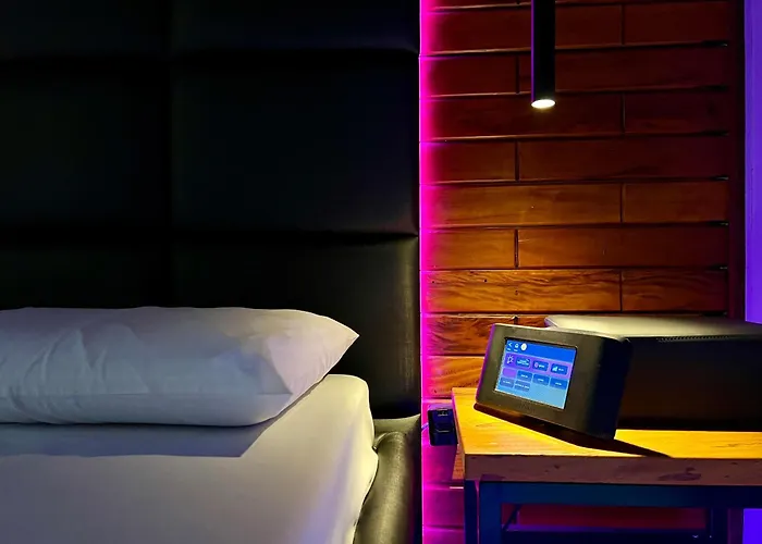 Taboao da Serra Motels