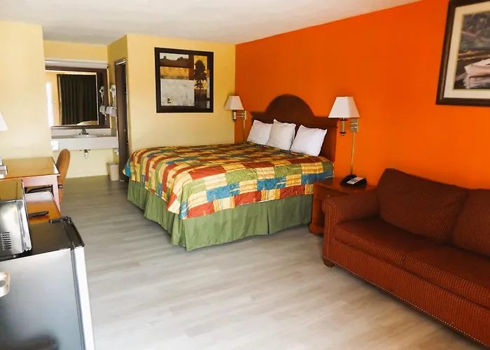 Belleville Motels