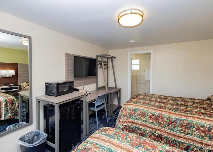 Canal Winchester Motels