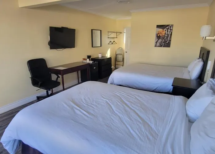 Blind River Motels