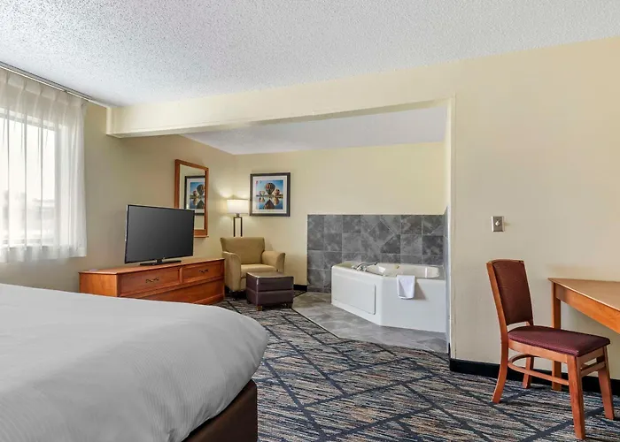 Pleasant Hill Motels