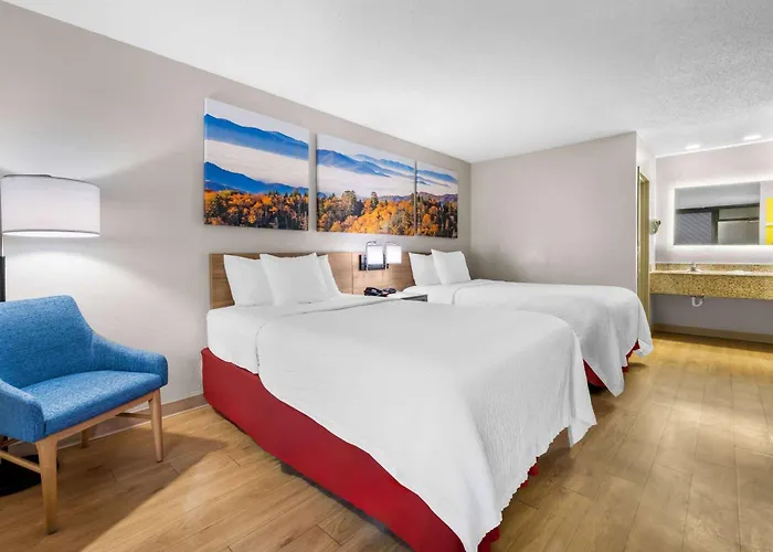 Louisburg Motels