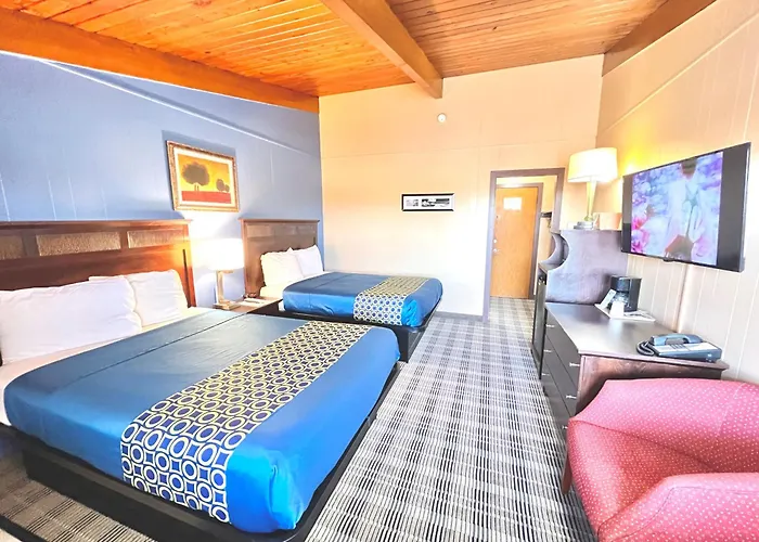 Elkhorn Motels