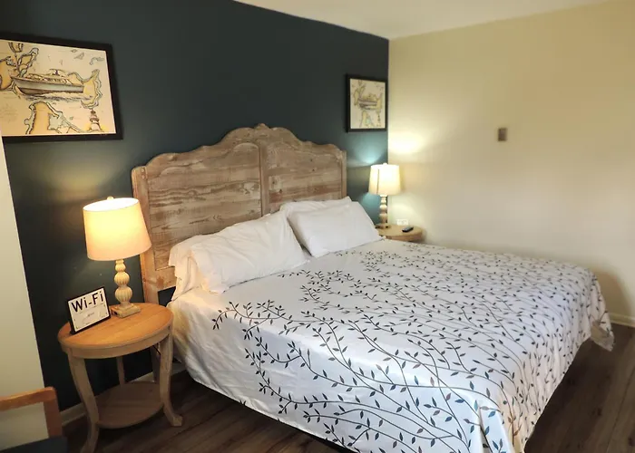 Oberlin Motels