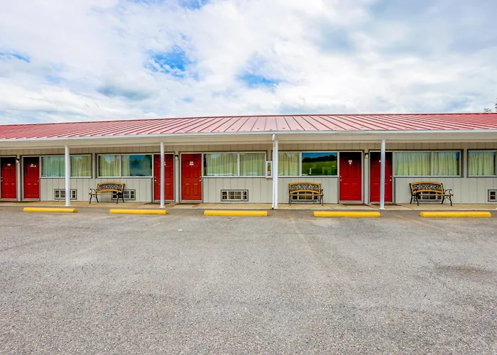 Natural Bridge Motels