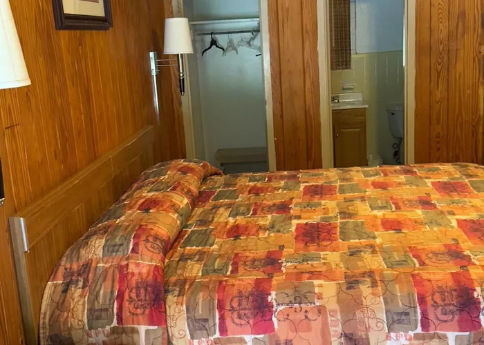 Gilmer Motels