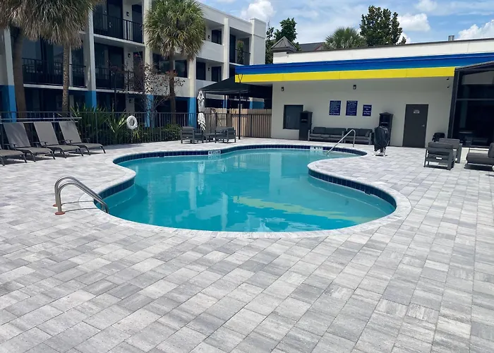Maitland Motels