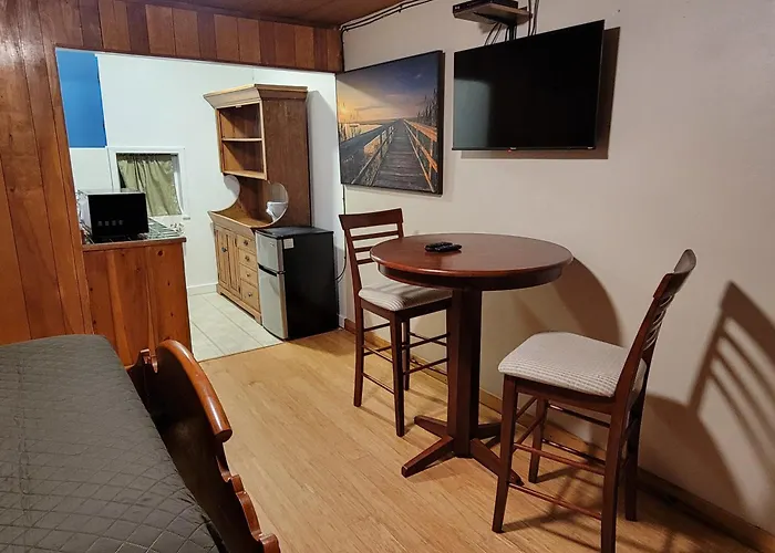 Crescent Motels