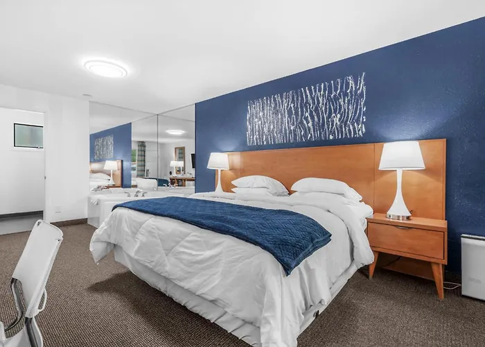 Muskegon Heights Motels