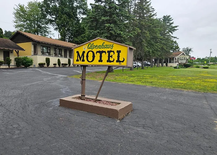 Queensbury Motels