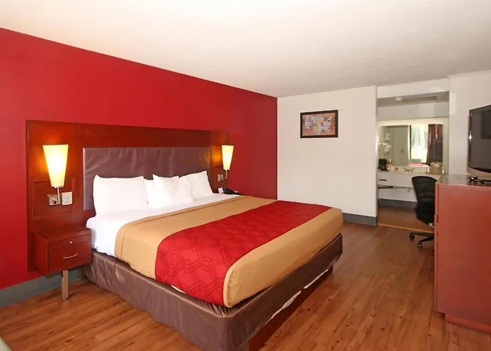 Pilot Mountain Motels