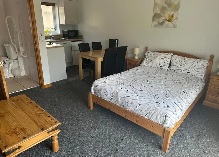 SURREY Motels
