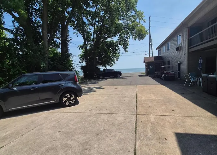 Marblehead Motels