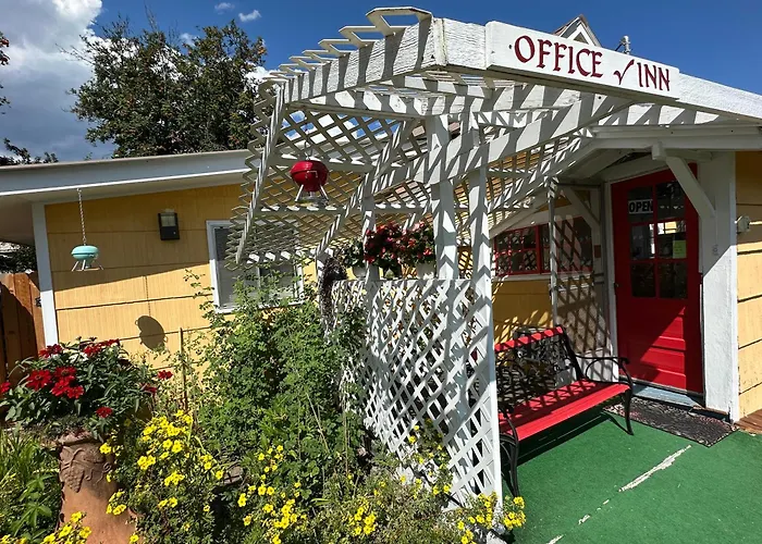 Lakeside Motels