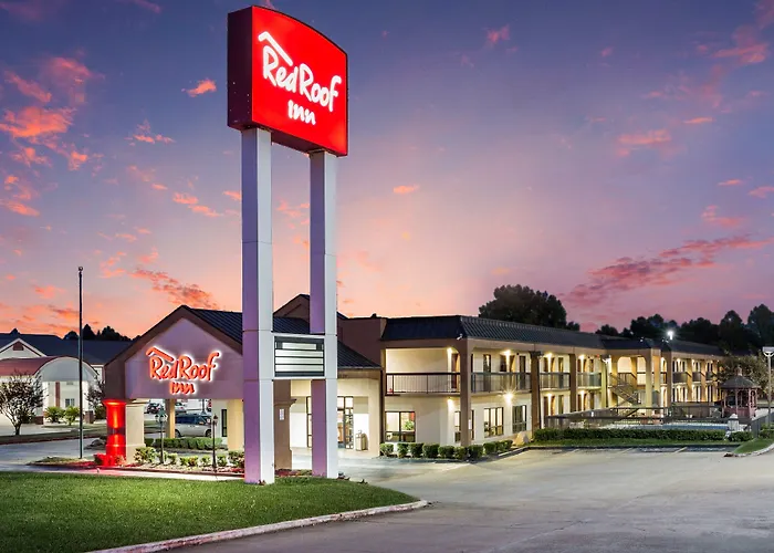 Springhill Motels