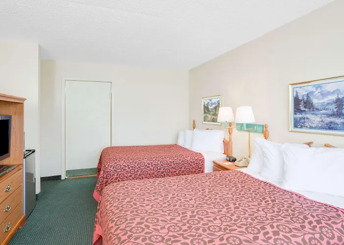 Newport Motels
